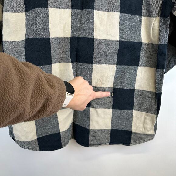 Conyon Guide Blue and Cream Plaid Flannel Button Down Shirt Mens Size Large - Picture 11 of 15